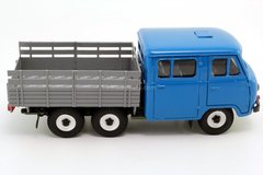 UAZ-39094 Farmer pickup truck long wheelbase 3-axle Agat Mossar Tantal 1:43