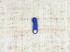 Бегунок галантерейный спираль Т5, №213 василёк