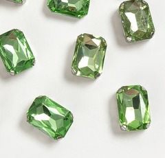 Стразы пришивные стекло в оправе, р. 14х10 мм, салатовый