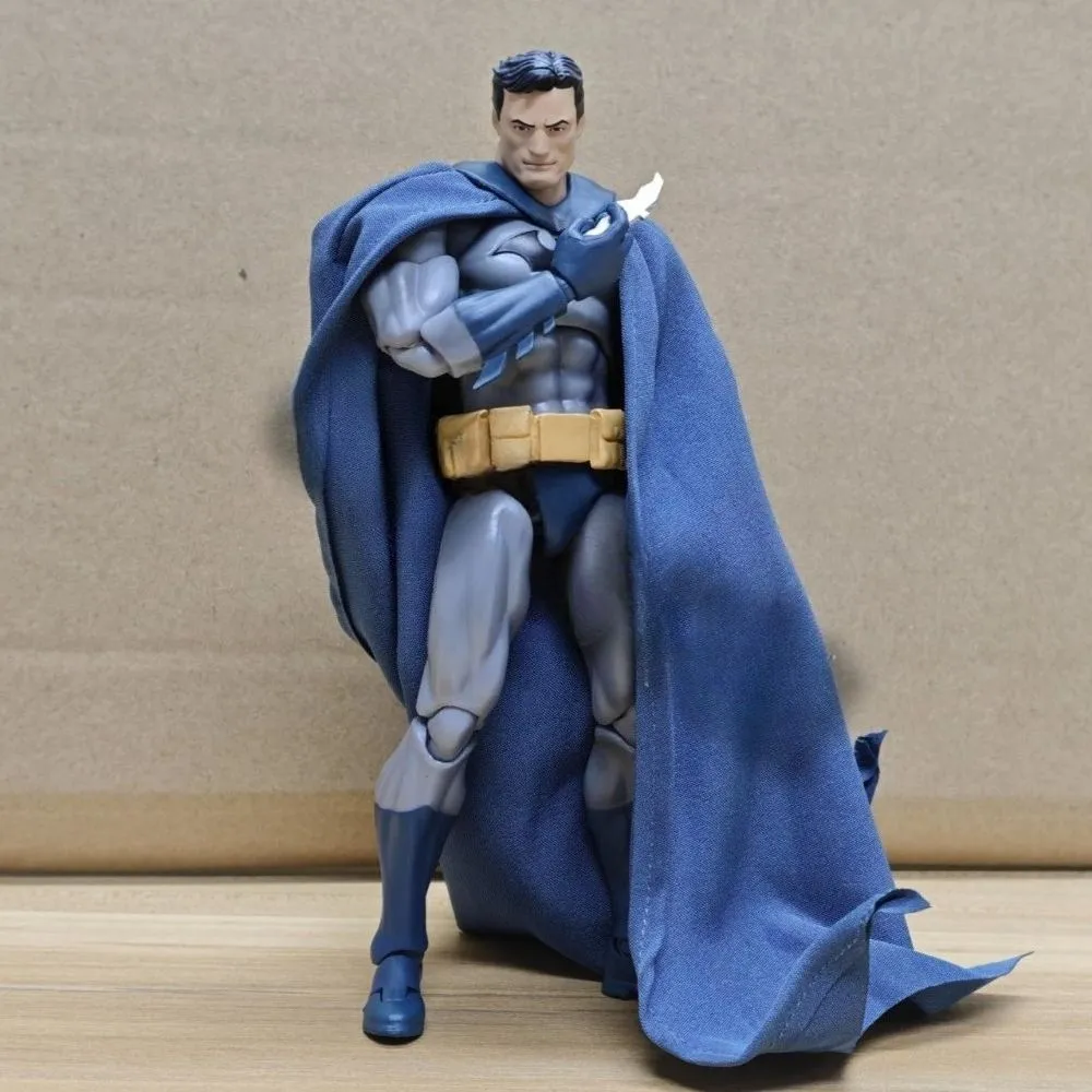 Фигурка Бэтмен из комикса Бэтмен Тихо