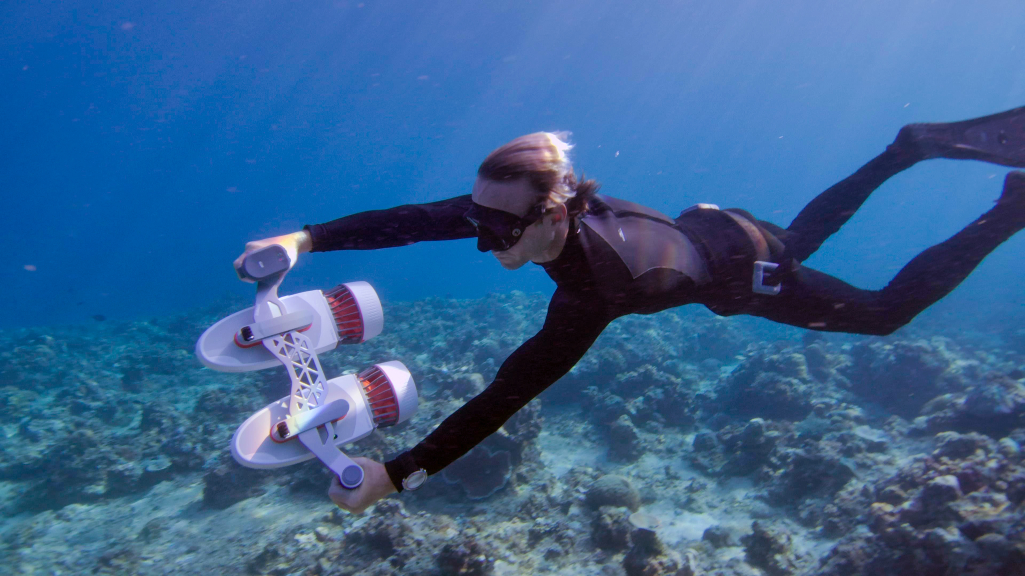 WhiteShark Tini underwater scooter