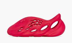 Yeezy Foam RNNR "Vermillion"