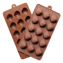 Силиконовая форма для конфет Ракушки 15 ячеек