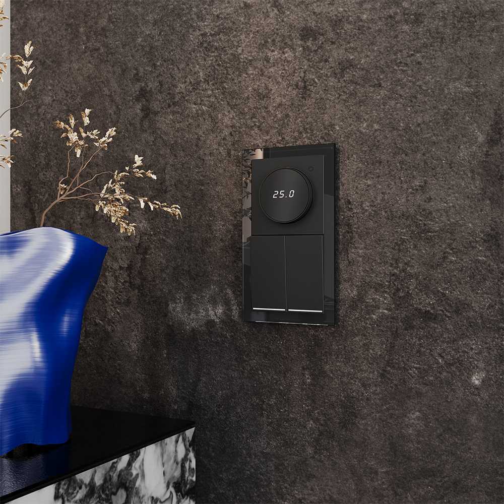 Терморегулятор электронный Voltum S70 с индикацией и датчиком, для теплого пола, (черный матовый) VLS070108