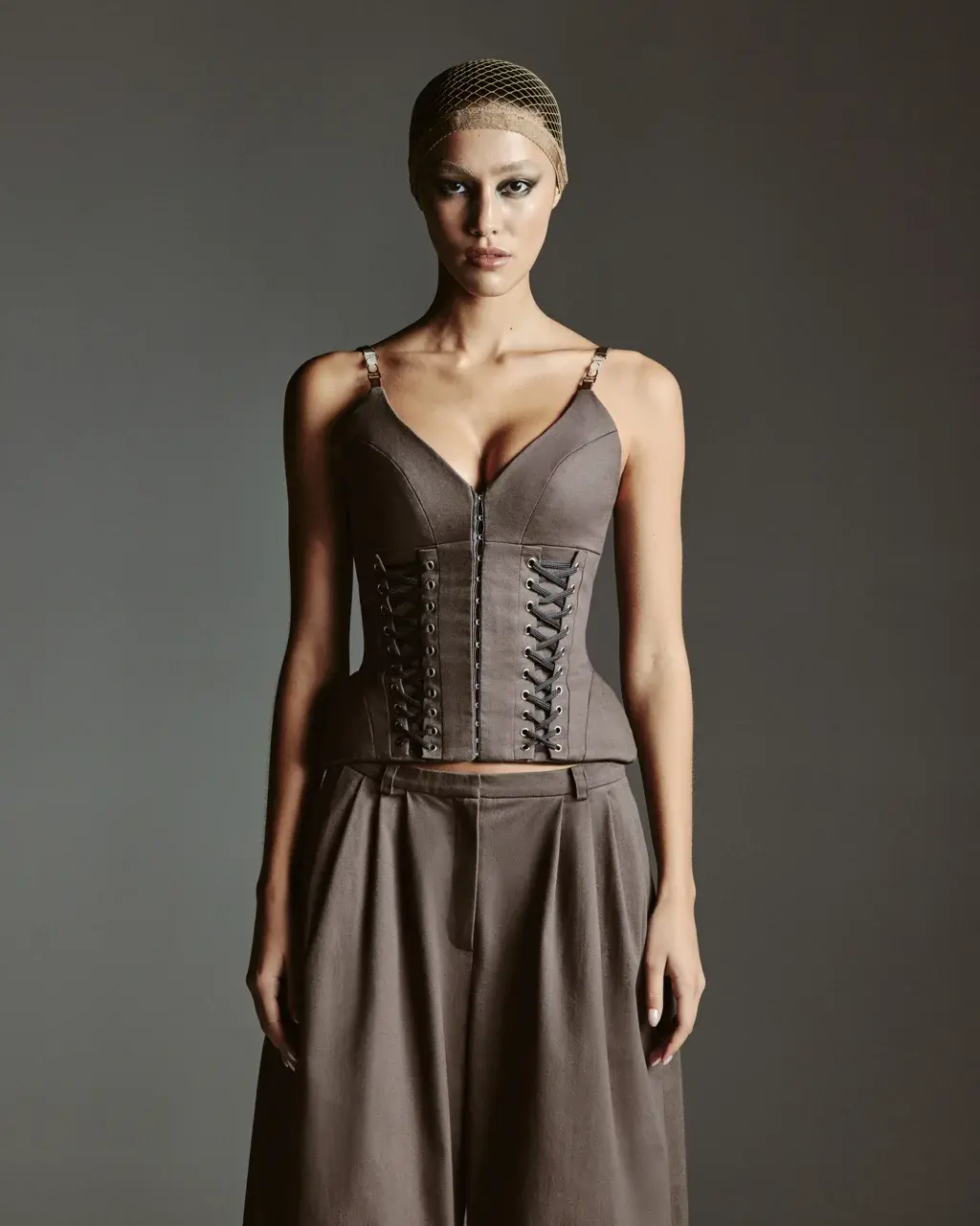 Корсет шнурованный М, Серый