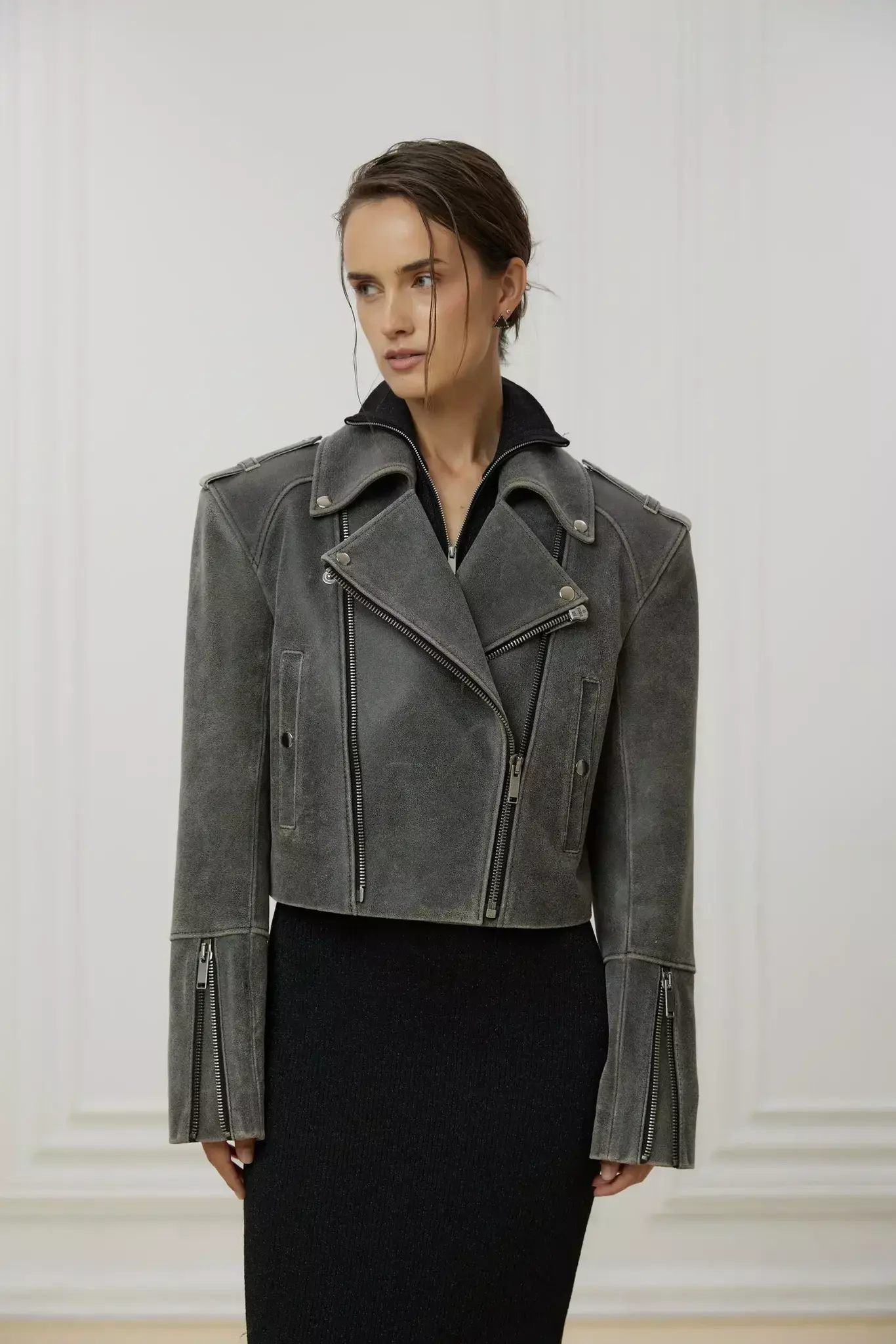 Укороченная косуха с увеличенными плечами, Cерый