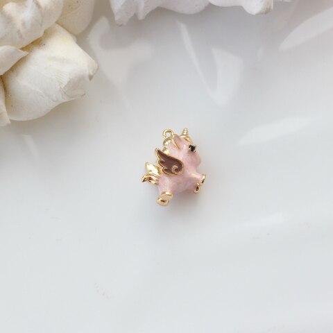 Подвеска с эмалью Пегас 14*13 мм, позолота, П155