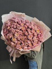 Букет-ГИГАНТ из кустовых пионовидных роз сорта "Джульетта"