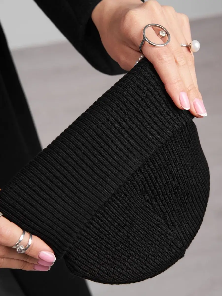 Шапка бини весна вязаная