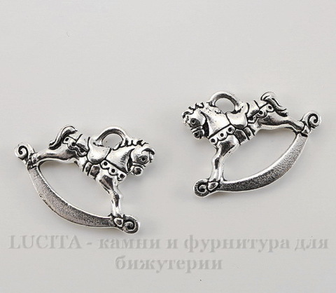 Подвеска TierraCast "Игрушечная лошадка" (цвет-античное серебро) 22х15 мм