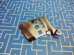 Щиток шины правый DDE CS250/2512