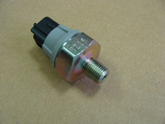 датчик масляный  Geely МК, Отака  E020600005