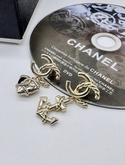 sergi-assimetrichnye-cruise-collection-summer-chanel