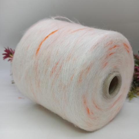 Кид мохер арт Galles фабрика Ilaria 1000м/100гр Белый с оранжевым 3