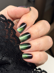 Лак для ногтей Хочешь заключить сделку с дьяволом? | Feel Like Making A Deal With The Devil?