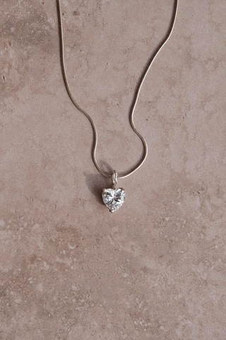 Подвеска WHITE HEART