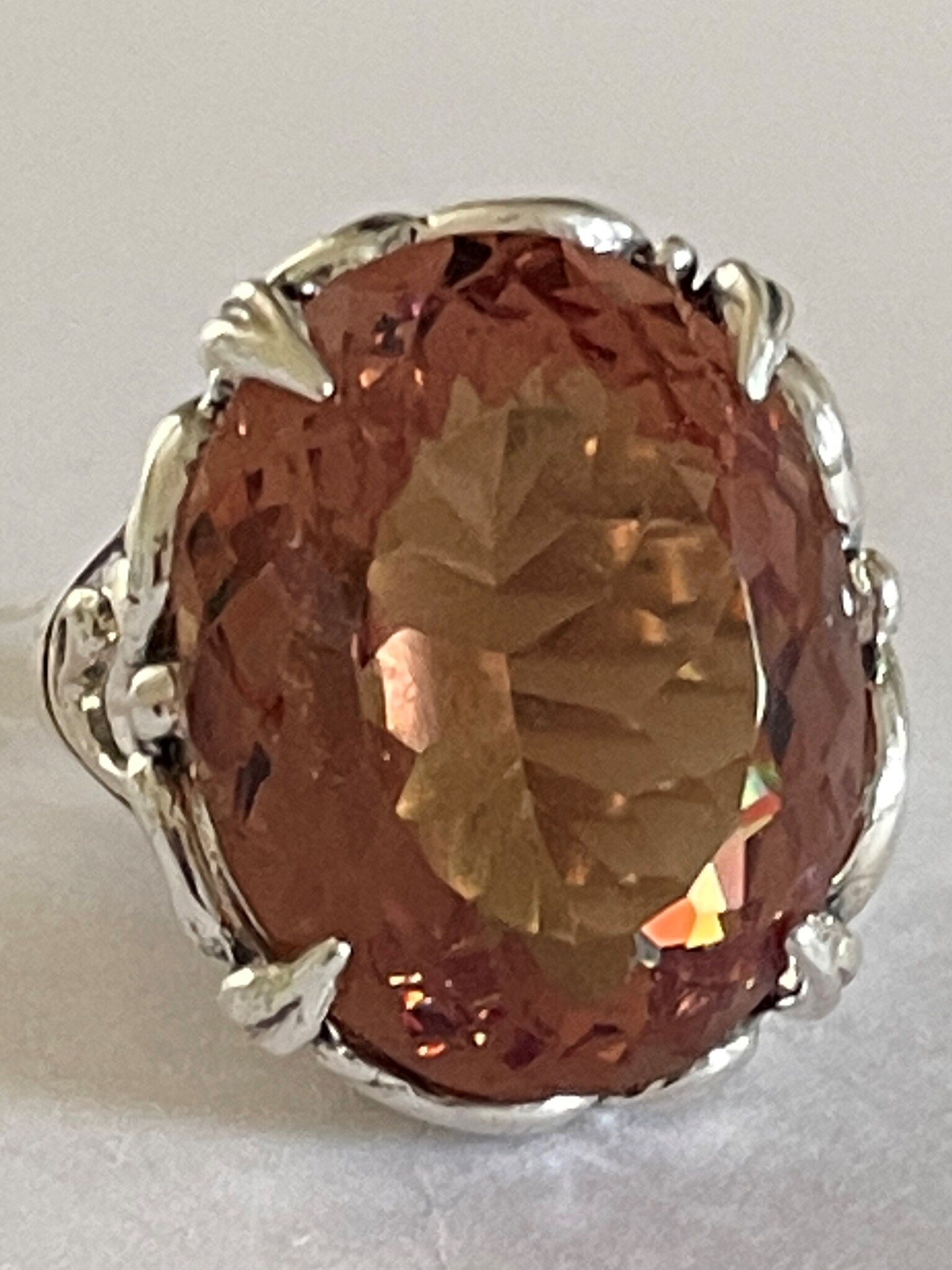 Саломея-султанит (кольцо из серебра)