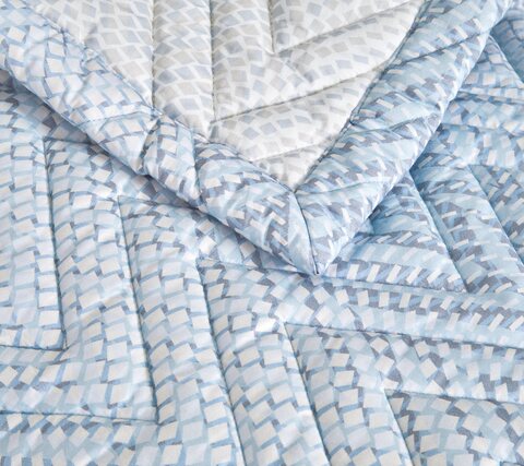 Покрывало стеганое 250х270 Blanc des Vosges Gravity bleu celeste голубое