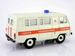 UAZ-3962 Bus Ambulance Medical Assistance 1:43 Agat Mossar Tantal