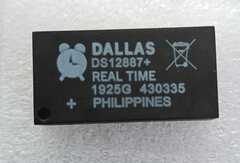 микросхема DS12887 Real Time Clock "Dallas Samiconductor" (DIL-24)