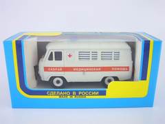 UAZ-3962 Bus Ambulance Medical Assistance 1:43 Agat Mossar Tantal