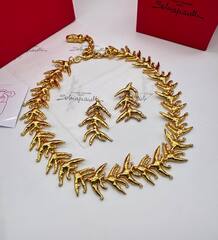 Длинные серьги в стиле Schiaparelli