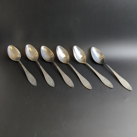 Набор из 6 столовых ложек с цветочным декором, мНЦ (медь-никель-цинк), Ржевский механический завод, металл, серебрение, СССР, 1975-1980 гг.