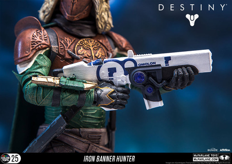 Фигурка Охотник за Железным Знамением из игры Destiny