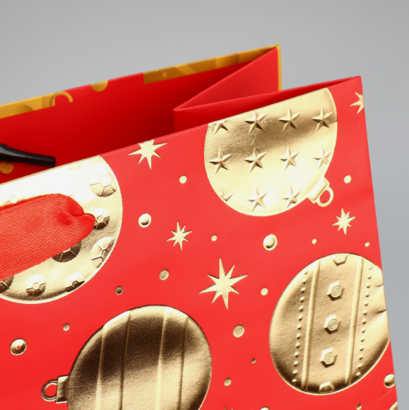 Пакет подарочный красный «Новогодние игрушки» 32 × 26 × 10 см
