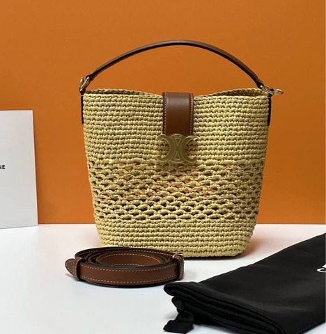 Сумка Celine LOUISE BUCKET MEDIUM