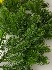 Еловая ветка искусственная, реалистичная, цвет темно-зеленый, 37-39 лапок, декор зимний, рождественский, ветка 41 см, набор 5 веток.