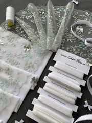 Вышивка на сетке светло-серый/ментол 20 см