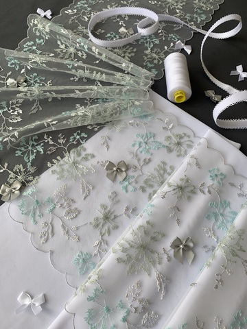 Вышивка на сетке светло-серый/ментол 20 см