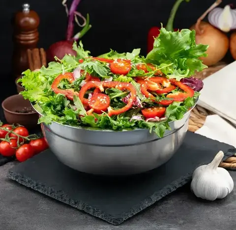 Миска Jolly Kitchen с крышкой, черная, 20 см, нержавеющая сталь 0,35 мм, объем 1,4 л