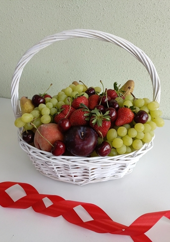 Корзина с фруктами 
