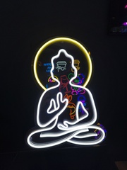 Неоновая вывеска Будда