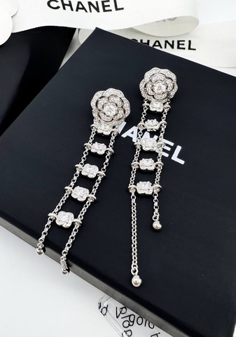 sergi-chanel-dlinnye-camelia-kachestvo-vgold