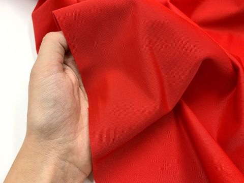 Ткань бельевая утягивающая, красная (цв. 100), Lauma