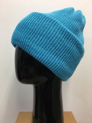 Зимняя шапка с отворотом (светло-бирюзовый цвет)