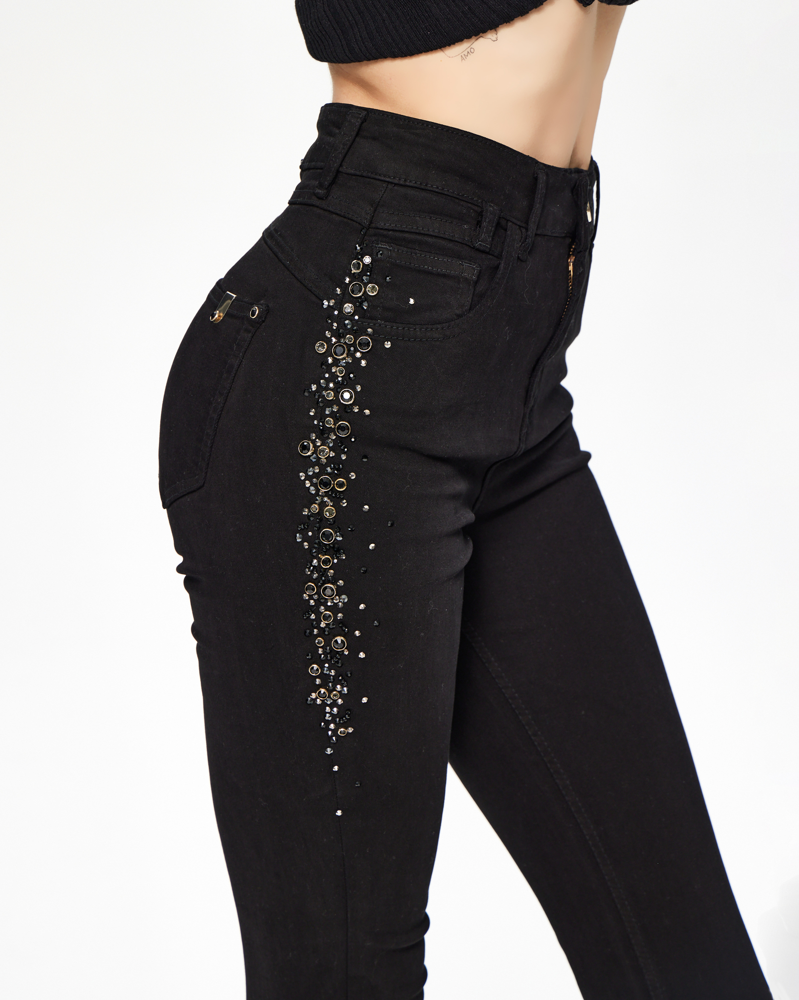 Джинсы женские: купить джинсы со стразами от грн в интернет магазине эталон62.рф