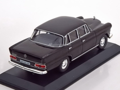 Mercedes 200D black 1:43 DeAgostini Masini de legenda #76