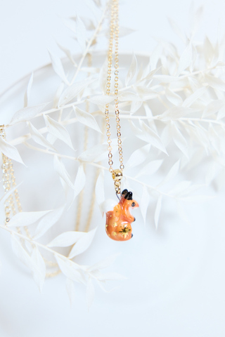 Кулон из фарфора «Белочка», Беларусь