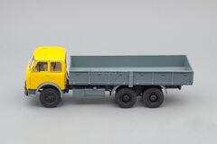 MAZ-514 three-axle 6×4 yellow-gray 1:43 Nash Avtoprom