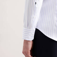 Сорочка мужская Seidensticker Slim Fit 01.845211-10 из твила в нежно-голубую полоску