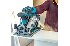 Аккумуляторная пила дисковая Makita HS012GZ