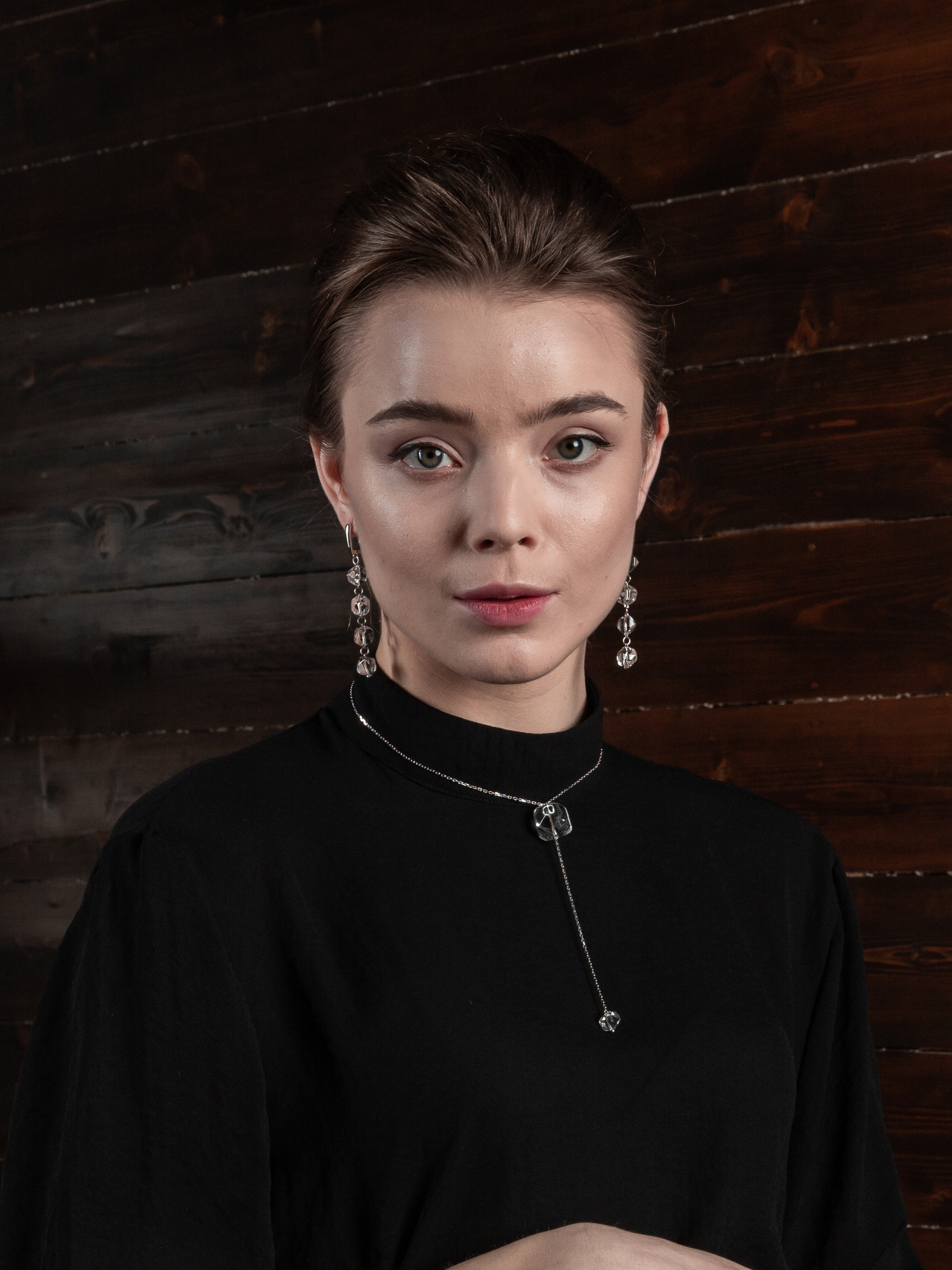 Серьги из горного хрусталя