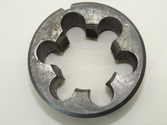 Плашка R1 1/4" коническая трубная d=75мм