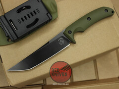 Нож Bastinelli PY - зеленая рукоять