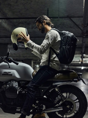 Картинка рюкзак городской Skully 12816 Black - 24