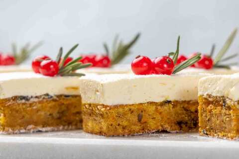 Пирожные &quot;Пасьон Каррот&quot; морковь и маракуйя, 10 шт.